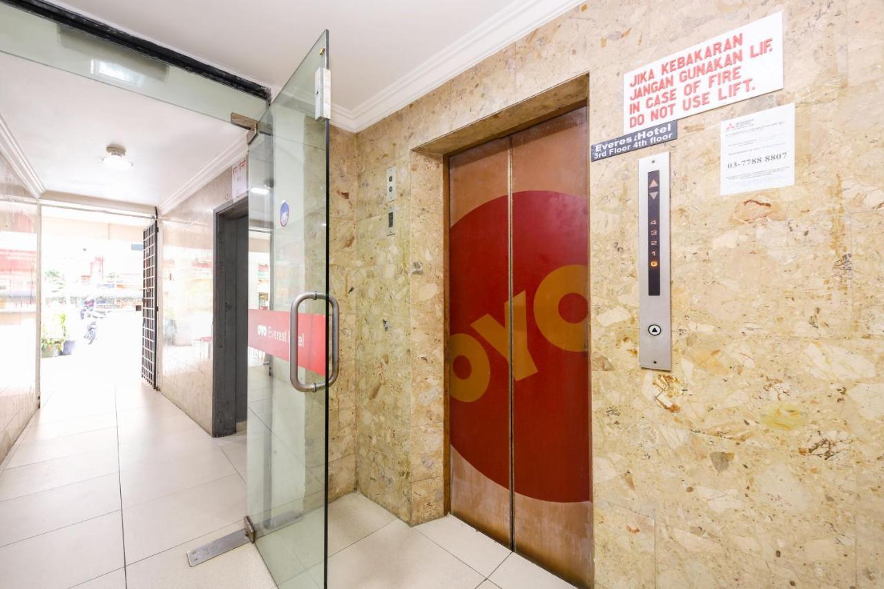 Oyo 334 Everest Hotel Kuala Lumpur Luaran gambar